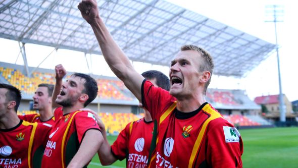BKS Stal: Awans głównym celem?
